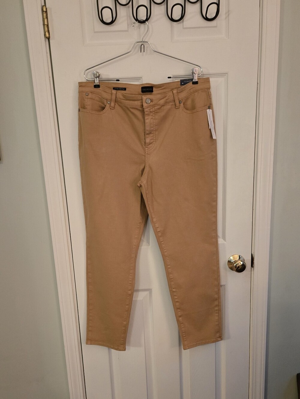Talbots Slim Ankle Jeans. 16